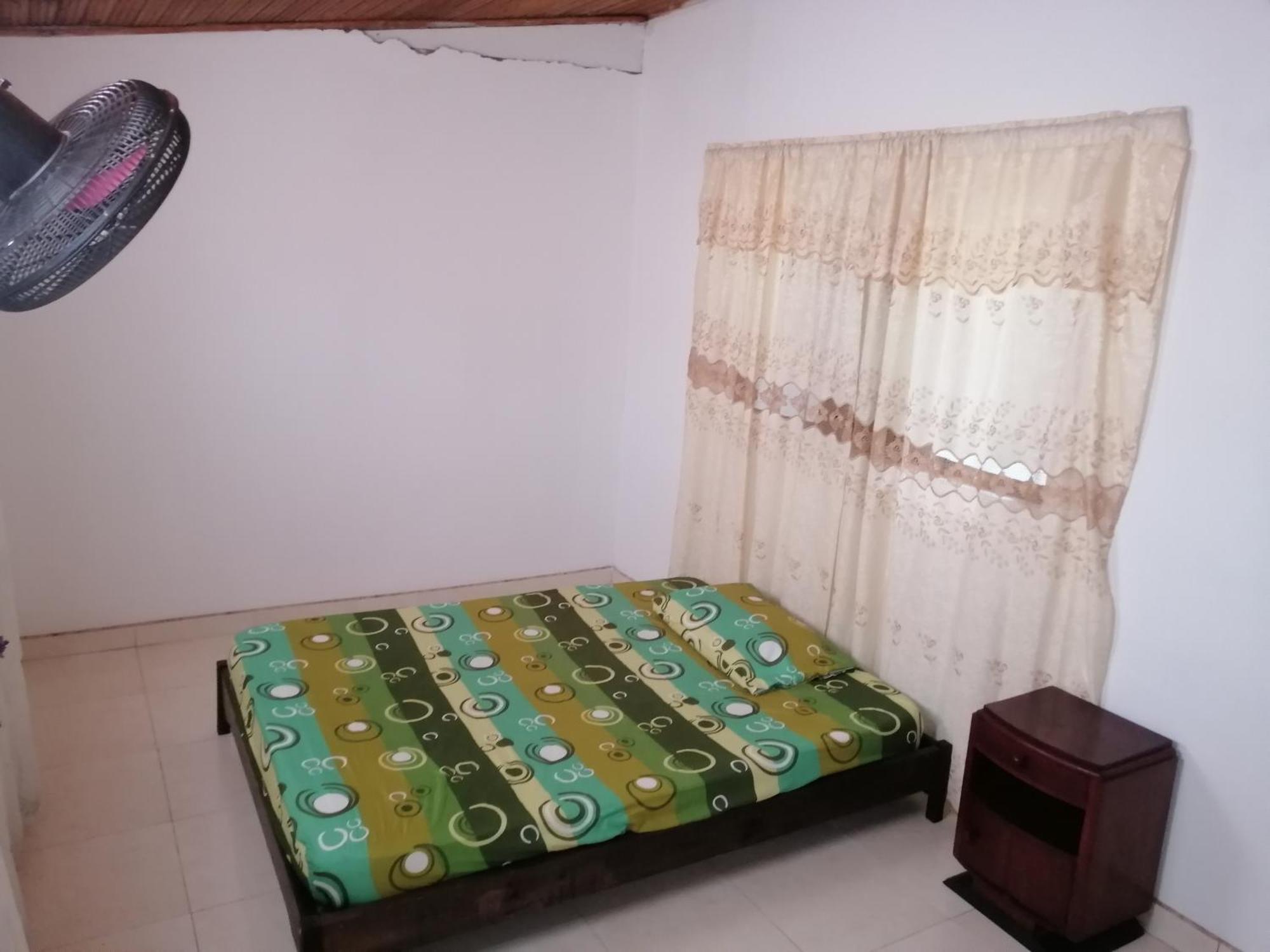 Hotel Low Cost La Dorada Exterior photo